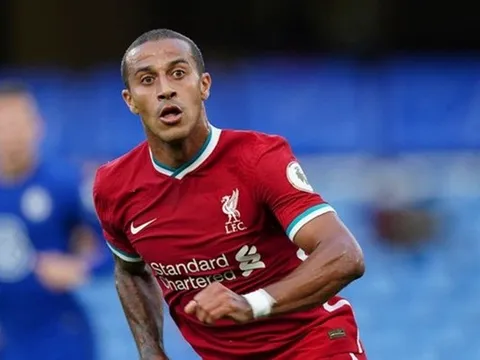 Roberto Carlos chỉ ra cầu thủ bị ảnh hưởng tiêu cực bởi lối chơi của Liverpool