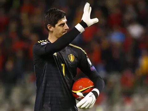Thibaut Courtois đe doạ giới truyền thông
