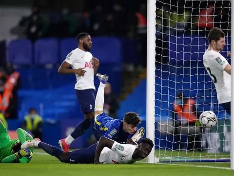 Thomas Tuchel: "Kai bị gãy ngón tay, nó rất kinh khủng"