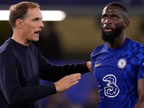 Hạ Spurs, HLV Tuchel hé lộ khả năng Chelsea ký HĐ mới
