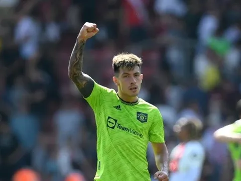 Thông điệp mạnh mẽ của Lisandro Martinez