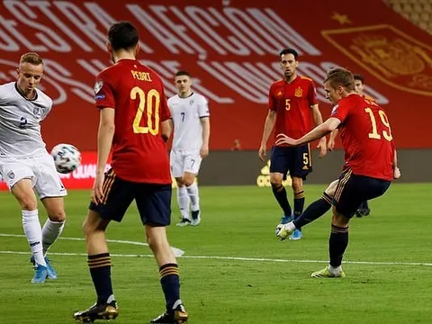 Thủ môn mắc sai lầm, Tây Ban Nha vẫn giành trọn 3 điểm trước Kosovo