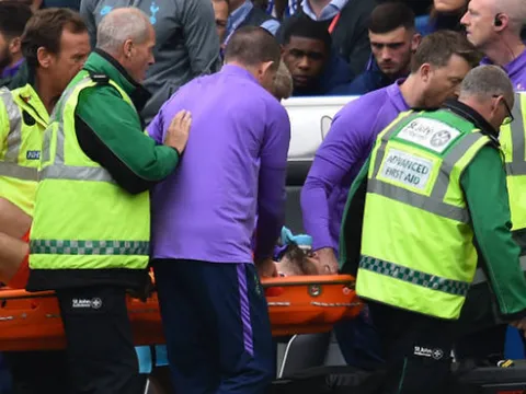 Thủ quân mắc sai lầm rồi chấn thương, Tottenham lại tiếp tục thua thảm