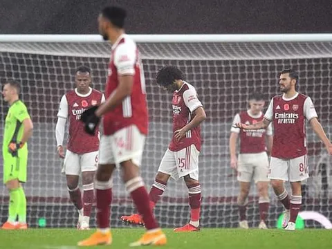 "Thua Aston Villa, Arsenal đã phơi bày 1 vấn đề nan giải"