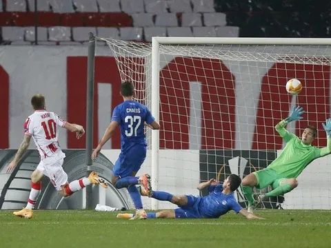 Thua đau ở Europa League, thủ thành Việt kiều nói: "Chúng tôi như đội sinh viên"