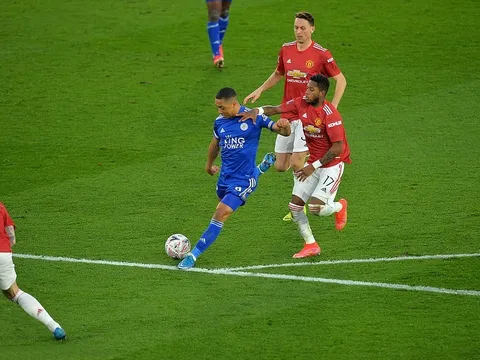 Thua Leicester, HLV Solskjaer cần nâng cấp 2 vị trí