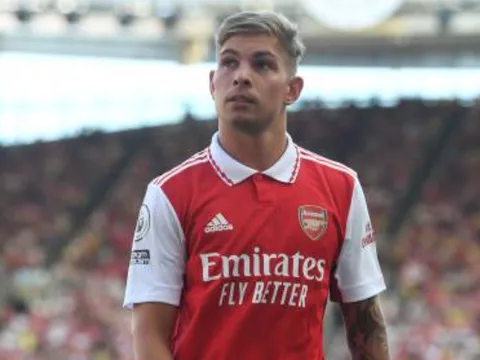 Thua Man Utd, Arsenal đón thêm ca chấn thương bất ngờ
