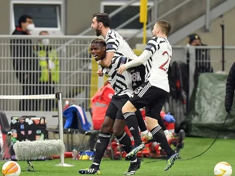 Thua Man Utd, HLV Milan nói thẳng về sức mạnh của Quỷ đỏ