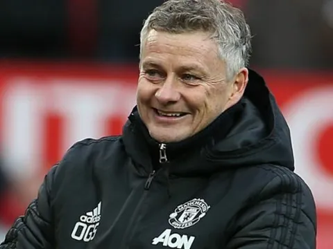 Thua sốc Aston Villa, Solskjaer vẫn khen ngợi 2 cầu thủ