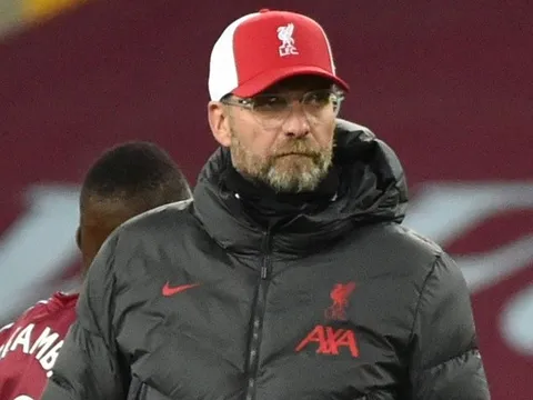 Thua tan nát, Klopp nói 1 từ với HLV đối thủ