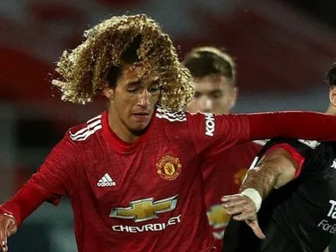 Thua tan tác 0-4, HLV U23 Man Utd khen ngợi duy nhất một học trò