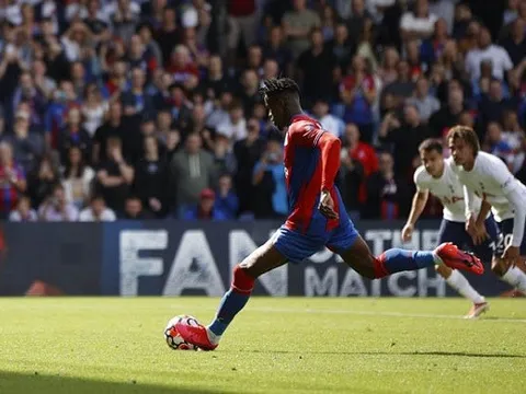 Thua thảm Crystal Palace, tuần trăng mật của Nuno Santo đã chấm dứt?