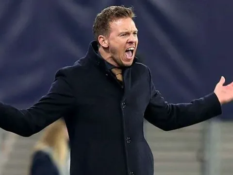 Thua trận, HLV Leipzig điên tiết chỉ trích PSG: "Quả penalty đó đúng là trò hề"