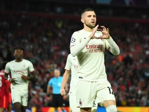 Thua trận nhưng sao Milan đã vạch trần sự thật về Liverpool