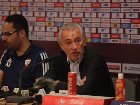 HLV UAE không phục 1 cái tên sau trận thua ĐT Việt Nam