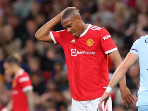 Thua West Ham, CĐV Man Utd ngán ngẩm với 1 cái tên