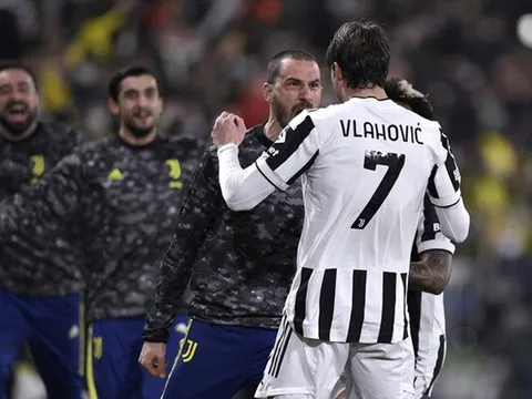 Thực tại của Lukaku giải thích lý do Vlahovic từ chối Arsenal