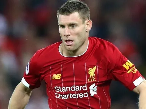 Được hỏi về khả năng đón sao Liverpool hồi hương, sếp lớn Leeds đáp lời thoái thác