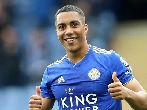 Sau Zinchenko, Romano nói rõ ưu tiên của Arsenal