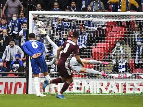 Mục tiêu Arsenal tuyên bố "sẽ lắng nghe các đề nghị"