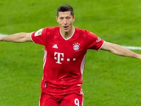 "Tiền đạo đó thực sự chẳng có điểm yếu"