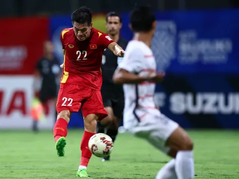 Tiến Linh xếp trên Chanathip và Wu Lei ở cuộc đua Quả bóng vàng châu Á