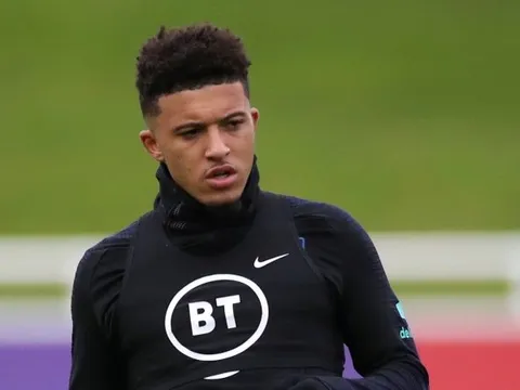 Tiếp cận Jadon Sancho, Man Utd lại sai lầm?
