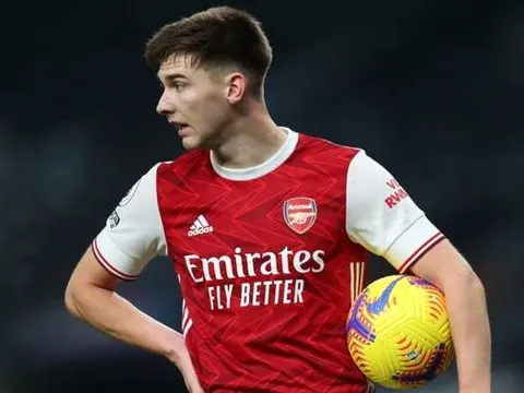 Trụ cột nghỉ đến cuối mùa, Arteta tái mặt