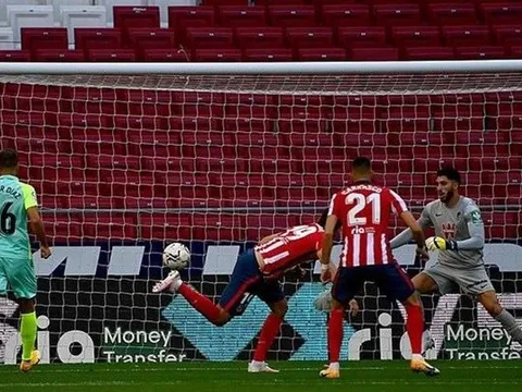 Tìm lại bản ngã, "vua vòng cấm" của PSG thể hiện sự phấn khích