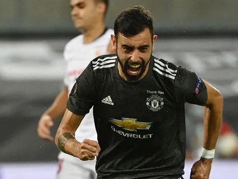 Tim Sherwood: “Cậu ấy sẽ trở thành 1 Fernandes khác tại Man Utd”