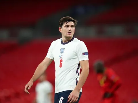 Tỏa sáng rực rỡ, "trung vệ đắt giá nhất thế giới" khiến CĐV Man Utd phát cuồng