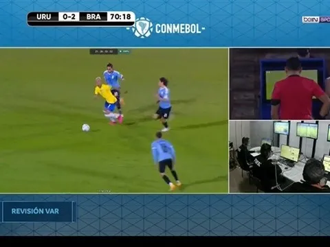 Vào bóng ác ý, Cavani nhận bi kịch trong trận thua Brazil