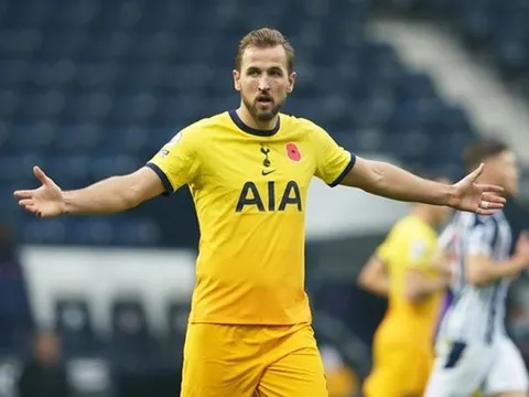 "Tôi đã cạn từ ngữ để miêu tả Harry Kane"