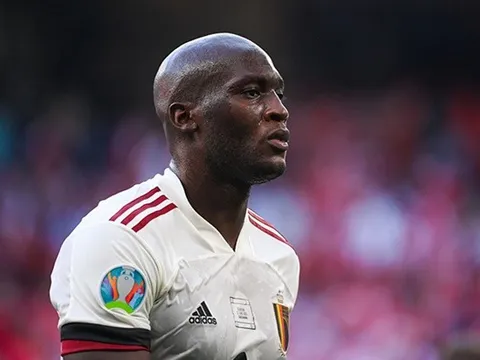 "Tôi khi 17 tuổi đỡ bước 1 hay hơn Lukaku 1 chút!"