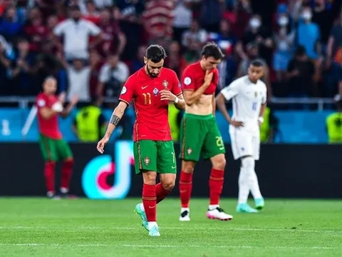 "Tôi không nghĩ Fernandes sẽ làm phật lòng các đồng đội ở Man Utd hay BĐN"