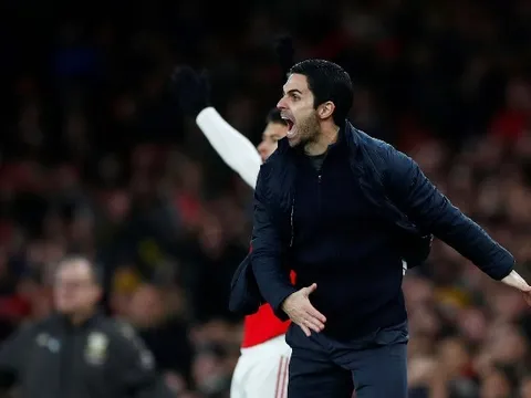 "Tôi nói với Arteta rằng mình muốn ở lại Arsenal"
