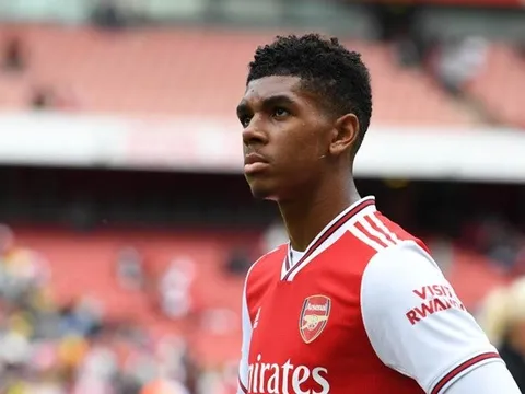 'Tôi sẽ nỗ lực để trở thành một Bukayo Saka thứ 2 ở Arsenal'