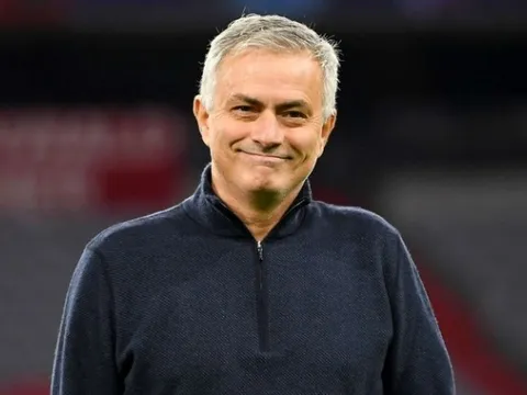 "Tôi thật sự thích Jose Mourinho và không bao giờ nói từ chối..."