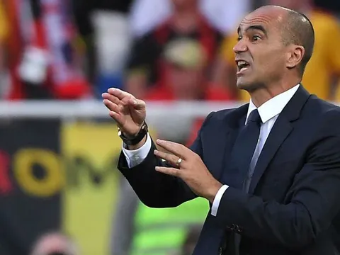 "Tôi tin chắc rằng cậu ấy là thủ môn xuất sắc nhất thế giới"