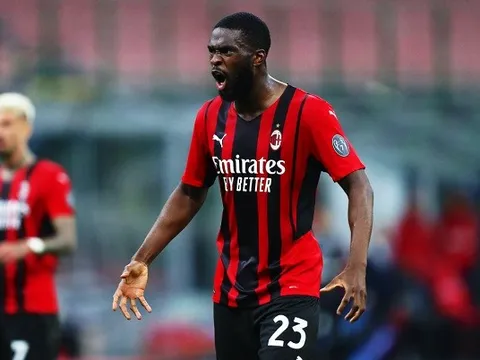 Chiellini ngạc nhiên với cựu trung vệ Chelsea