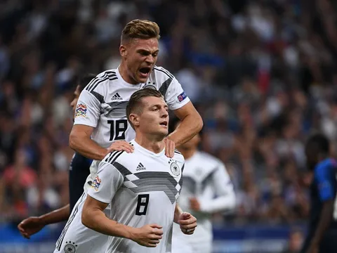 Toni Kroos lên tiếng khi Joshua Kimmich chơi trái sở trường ở tuyển Đức