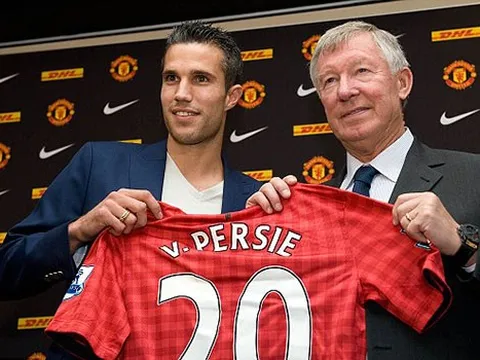 Top 10 thương vụ gây tranh cãi trong lịch sử NHA: 4 người đến Man Utd