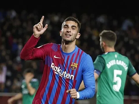 Torres đề xuất Barca mua sao thất sủng tại Man City