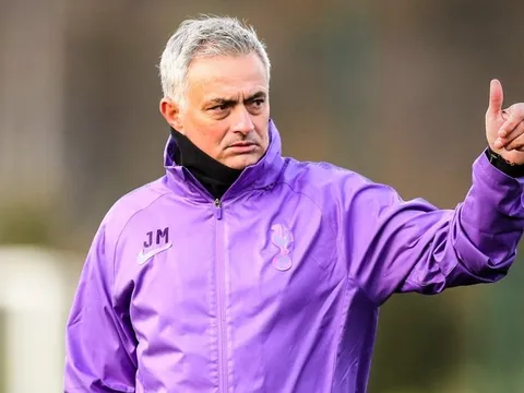 Tottenham đã kết hôn với "hung thần" của chính họ