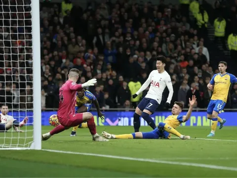 Tottenham thua ngược Southampton trong 4 phút