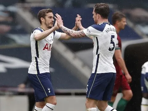 Tottenham xem xét bán tiền vệ mục tiêu của Man Utd