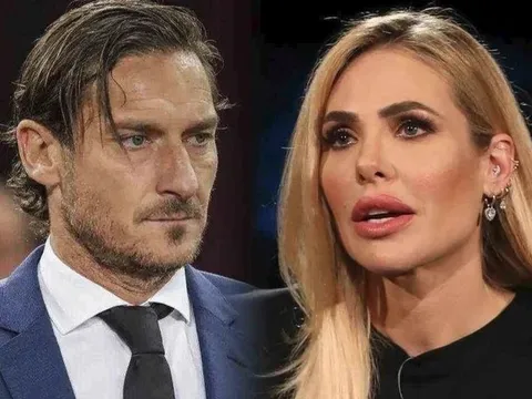 Totti muốn ly dị vợ từ hai năm trước