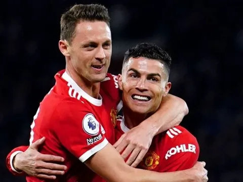 Trận hòa Chelsea làm sáng tỏ nghịch lý tại Man Utd