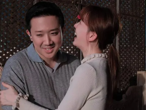 Trấn Thành đáp trả khi món quà tặng Hari Won bị chê "rẻ tiền"