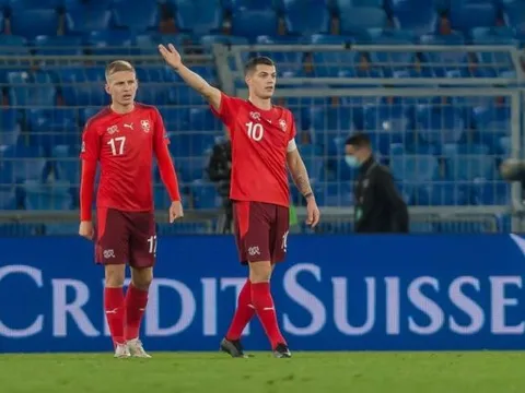 Trận Thụy Sĩ - Ukraine bị hoãn, sao Arsenal tức tốc trở lại London